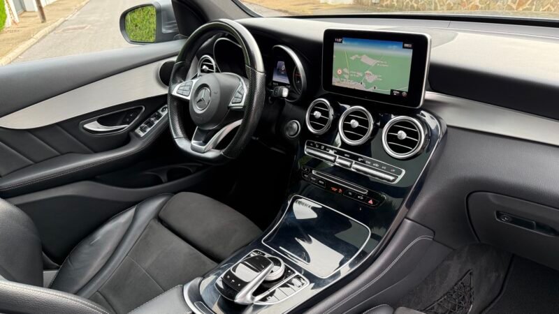 MERCEDES-BENZ GLC 220 d 4 MATIC 170 cv Amg