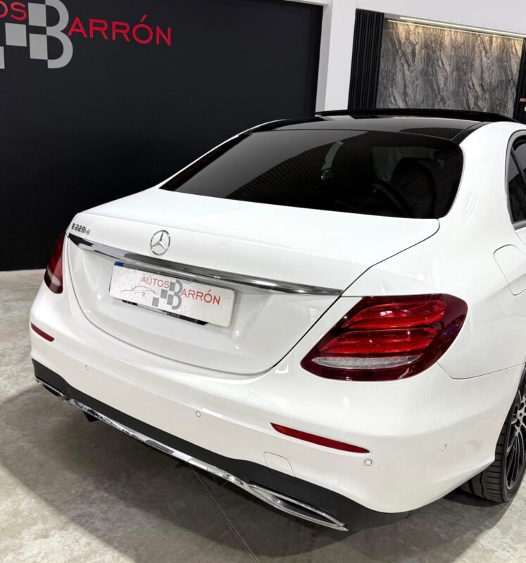 MERCEDES-BENZ E 220 d 194 cv AMG Amg