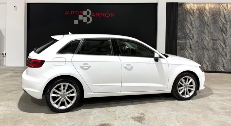 AUDI A3 1.6 TDI Sportback Advanced
