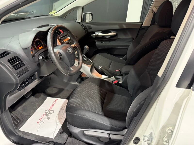 TOYOYA Auris 1.4 d4d 90 CV ACTIVE