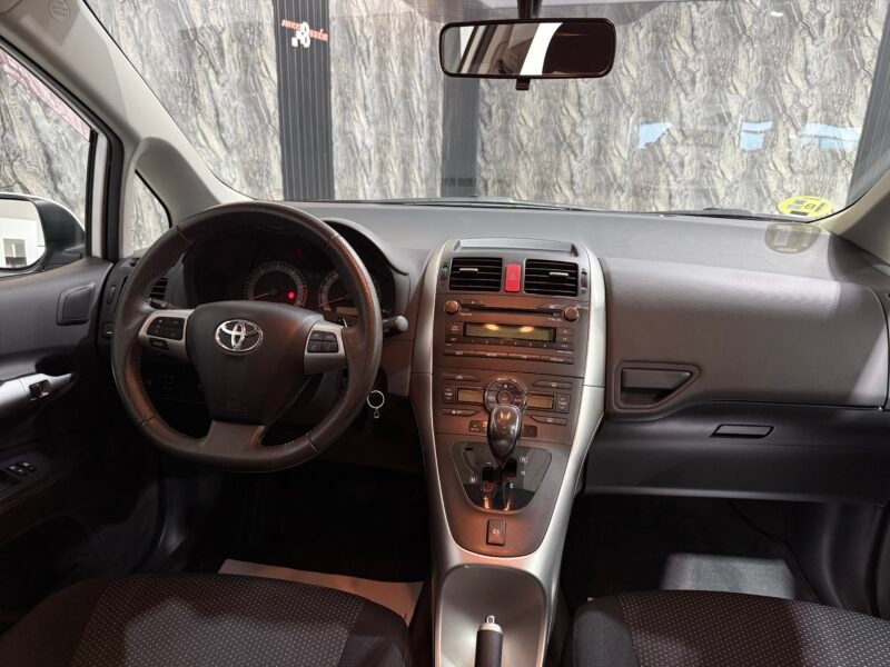 TOYOYA Auris 1.4 d4d 90 CV ACTIVE