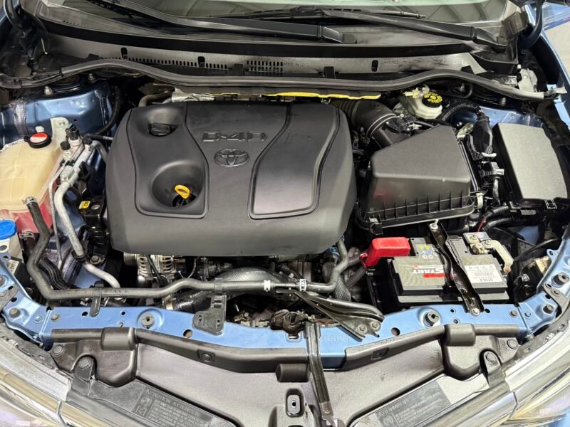 TOYOTA AURIS 1.4 d4d 90 Active