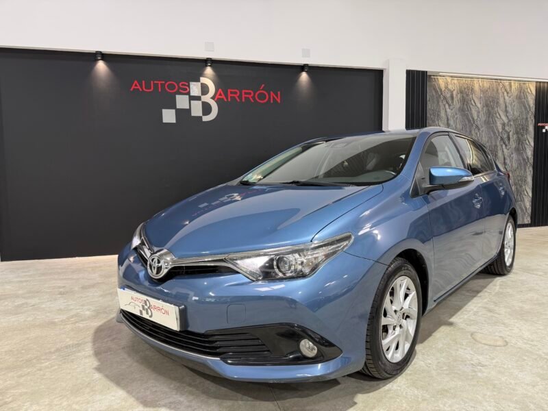 TOYOTA AURIS 1.4 d4d 90 Active