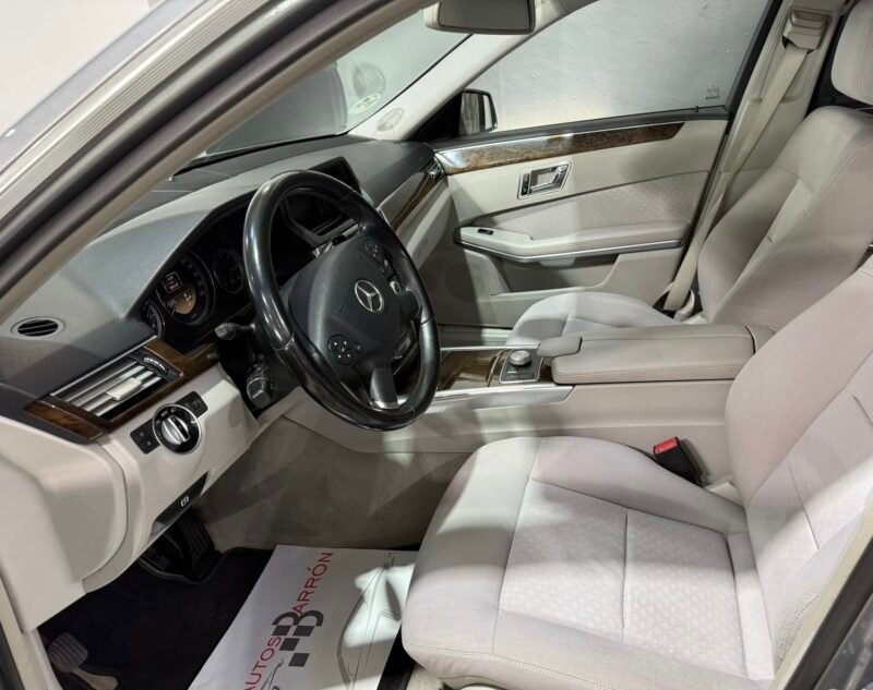 MERCEDES-BENZ E 220 Cdi Estate Blue Efficiency Elegance