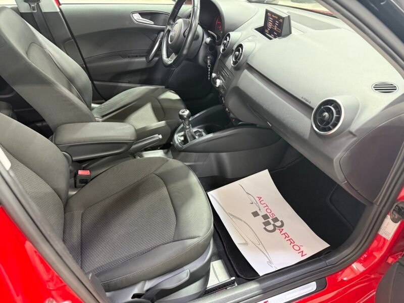 AUDI A1 1.6 TDI 90cv aSPORTBACK S-LINE