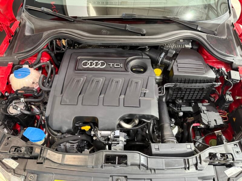 AUDI A1 1.6 TDI 90cv aSPORTBACK S-LINE