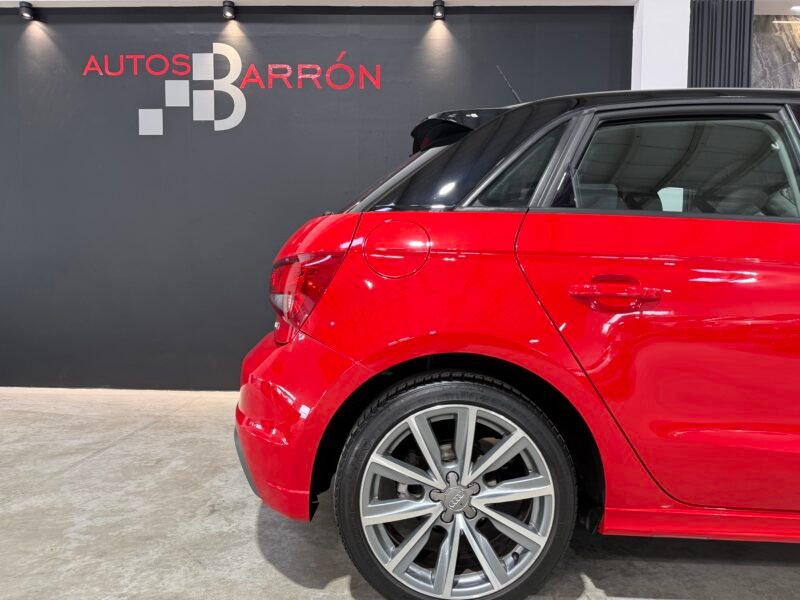 AUDI A1 1.6 TDI 90cv aSPORTBACK S-LINE