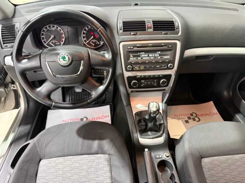 SKODA OCTAVIA 1.6 TDI 105 cv Collection