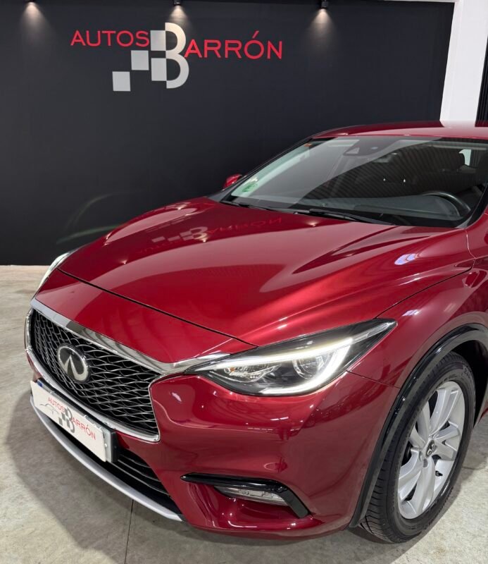 INFINITI Q30 1.5 d SPORT