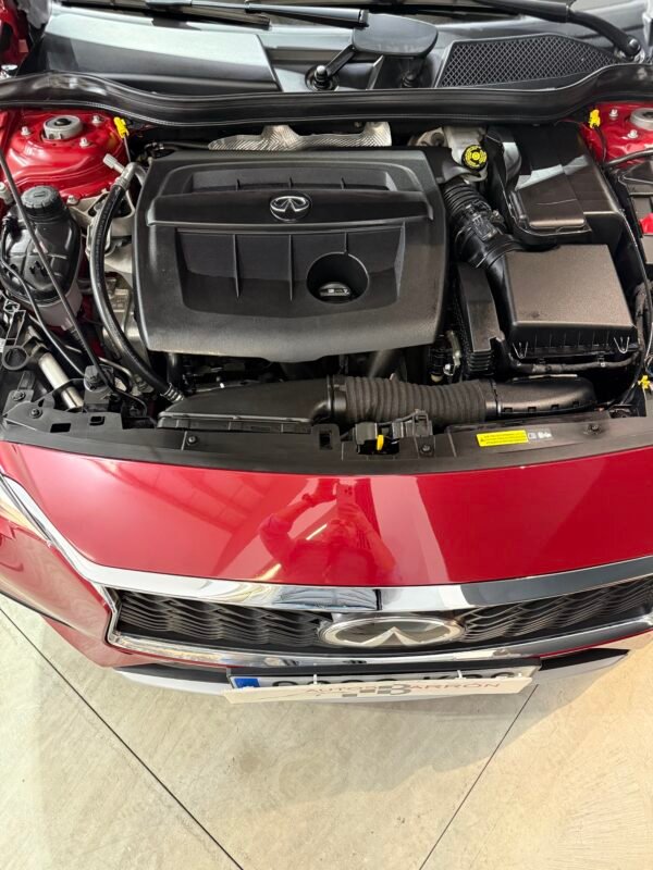 INFINITI Q30 1.5 d SPORT