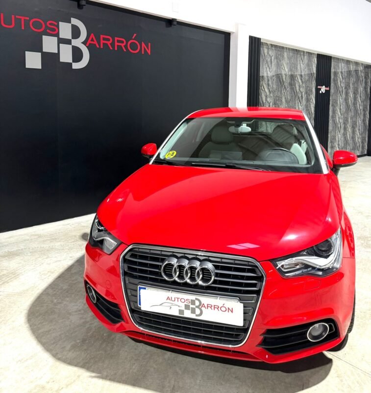 AUDI A1 1.6 TDI 105 cv S-LINE