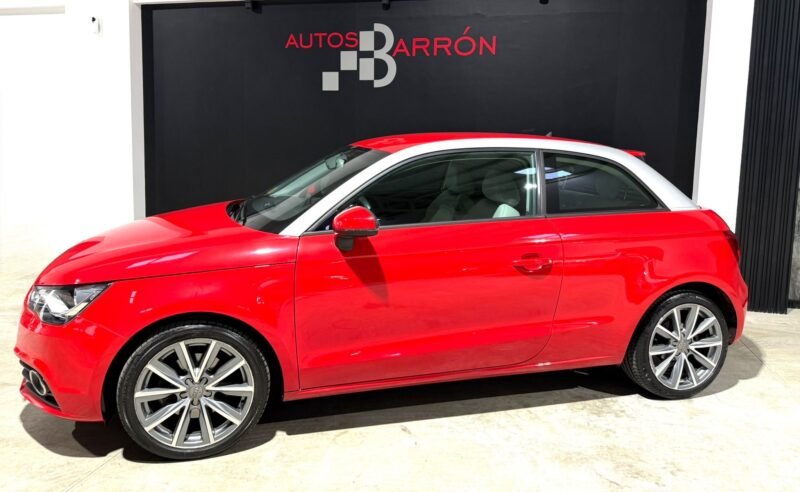 AUDI A1 1.6 TDI 105 cv S-LINE