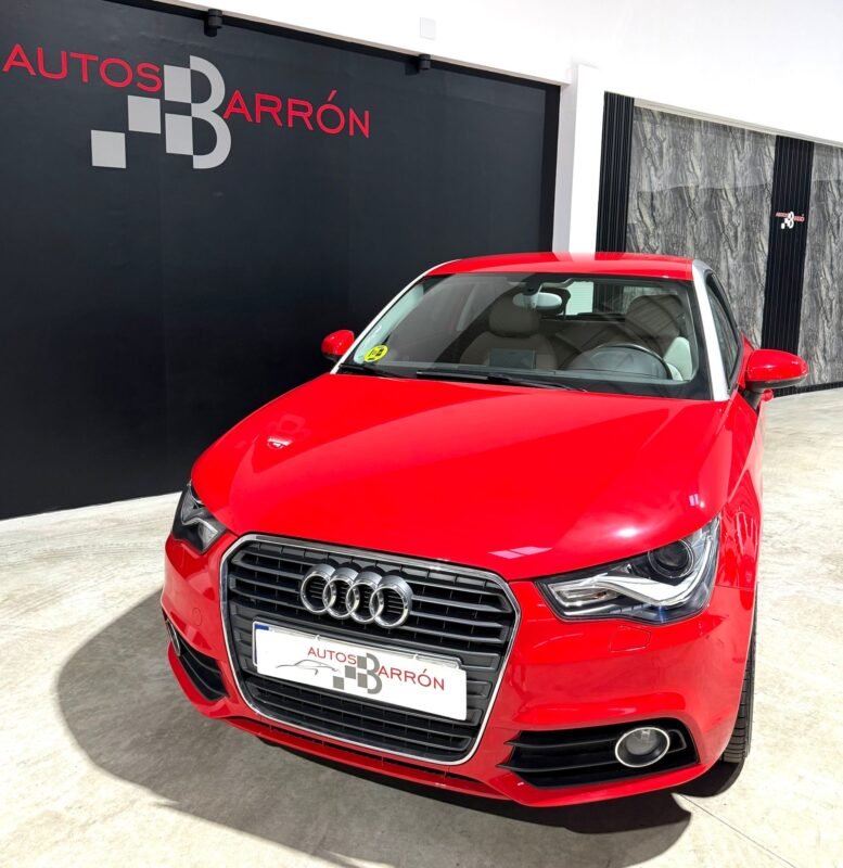 AUDI A1 1.6 TDI 105 cv S-LINE