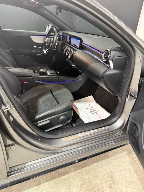 MERCEDES-BENZ A 180 d 116 CV AMG EDITION