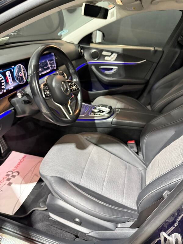 MERCEDES-BENZ E 220 d 104 cv Amg