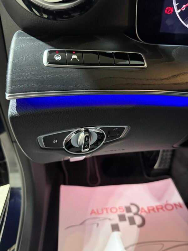 MERCEDES-BENZ E 220 d 104 cv Amg