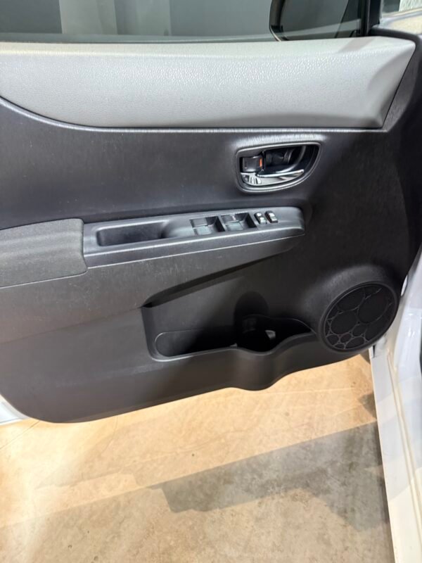 TOYOTA YARIS 1.4 d4d 90 cv Active