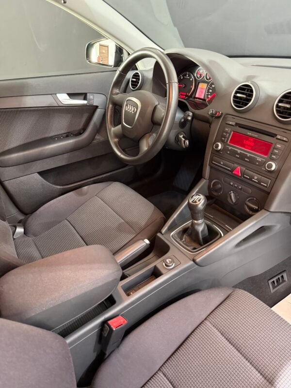 AUDI A3 1.9 TDI 105 CV Sportback Ambiente