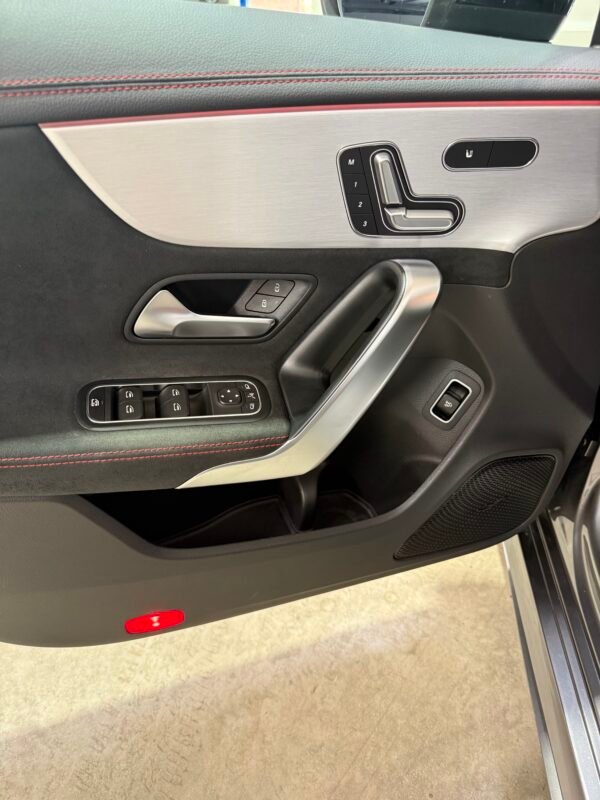 MERCEDES-BENZ CLA 200 d 150 cv AMG AMG COUPÉ