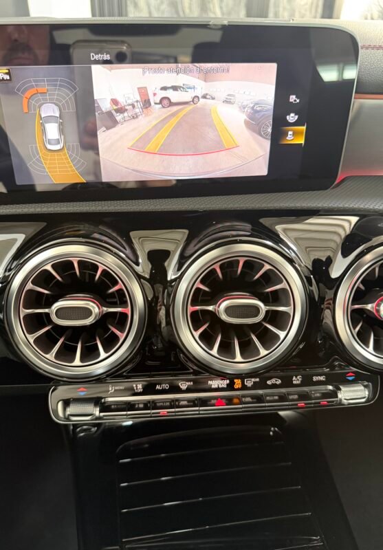 MERCEDES-BENZ CLA 200 d 150 cv AMG AMG COUPÉ