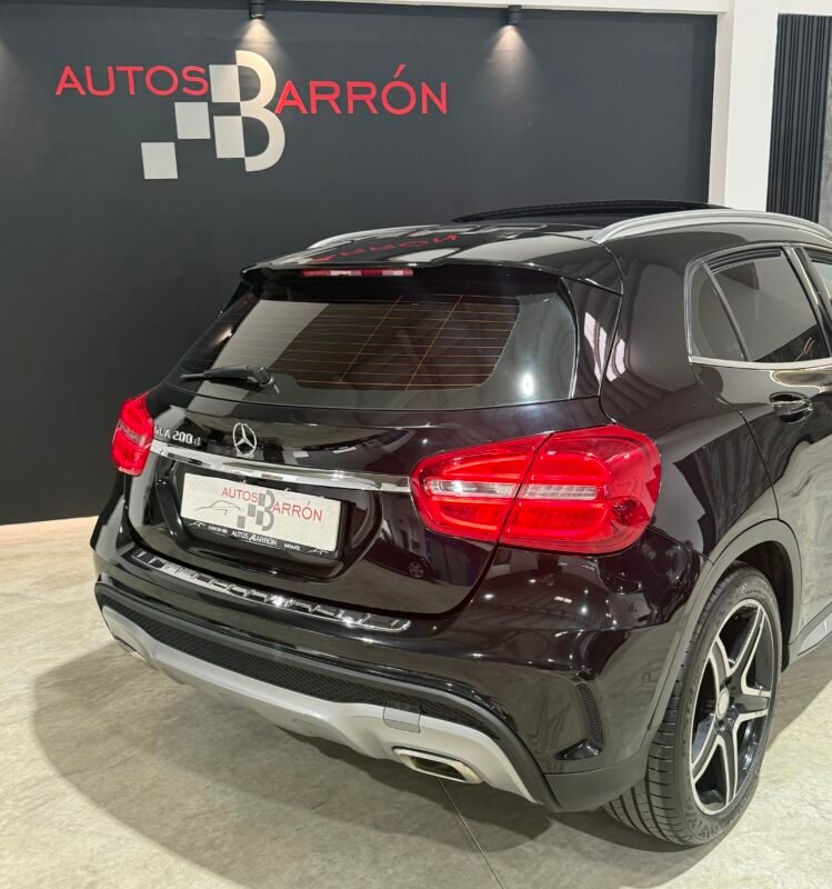 MERCEDES-BENZ GLA 200 d AMG PACK AMG