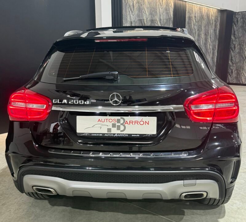 MERCEDES-BENZ GLA 200 d AMG PACK AMG