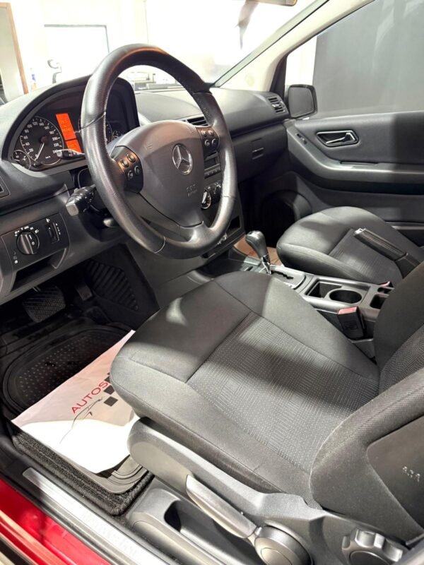 MERCEDES-BENZ A 180 Cdi