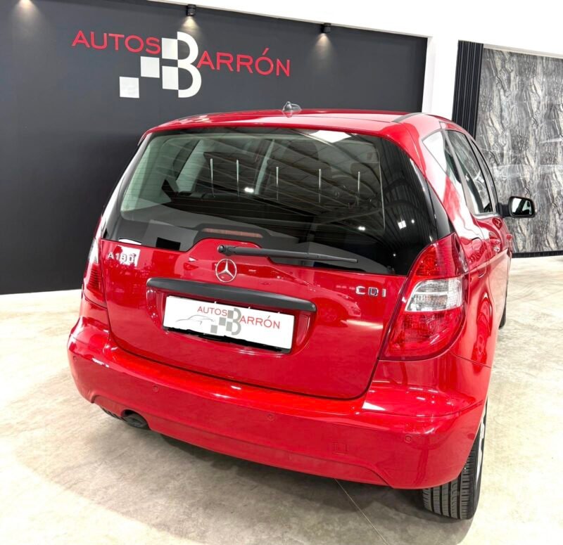 MERCEDES-BENZ A 180 Cdi