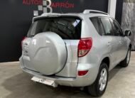 TOYOTA Rav4 2.2 d 136 4×4 Executive EXECUTIVE