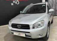 TOYOTA Rav4 2.2 d 136 4×4 Executive EXECUTIVE