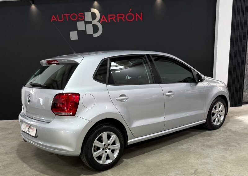 VOLKSWAGEN POLO SPORT