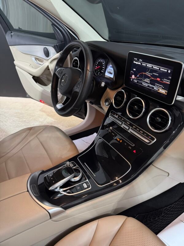 MERCEDES-BENZ GLC 220 d 4 MATIC EXCLUSIVE