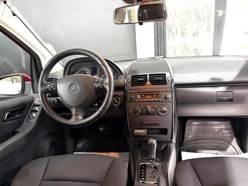 MERCEDES-BENZ A 180 Cdi