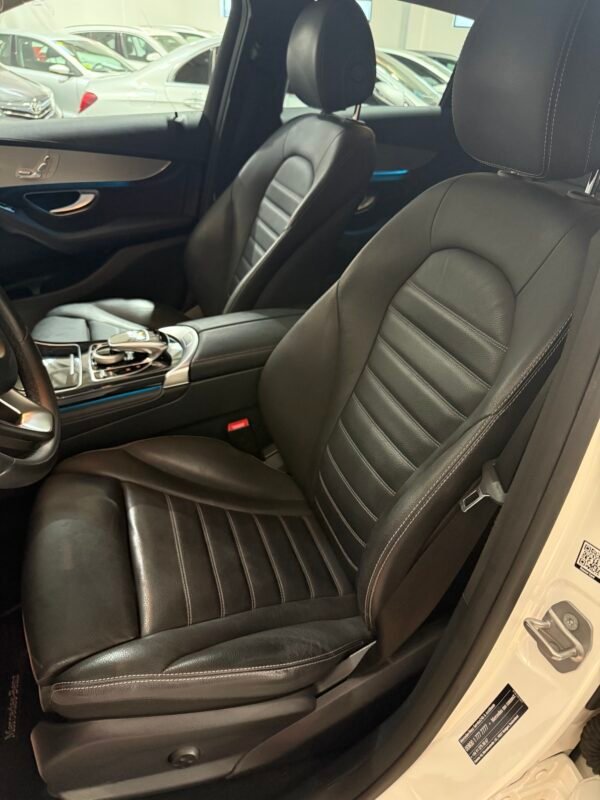 MERCEDES-BENZ GLC 250 d 4 MATIC COUPÉ Amg