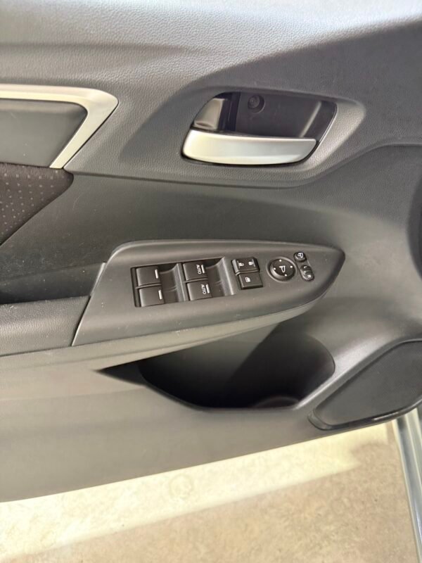Honda JAZZ 1.3 IVTEC 100 CV COMFORT NAVI