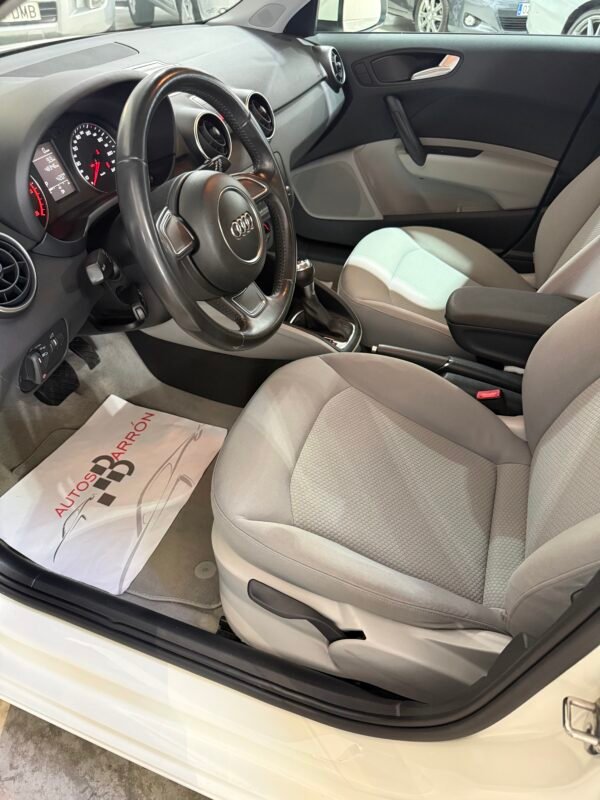 AUDI A1 1.6 Tdi 90 Cv SPORTBACK