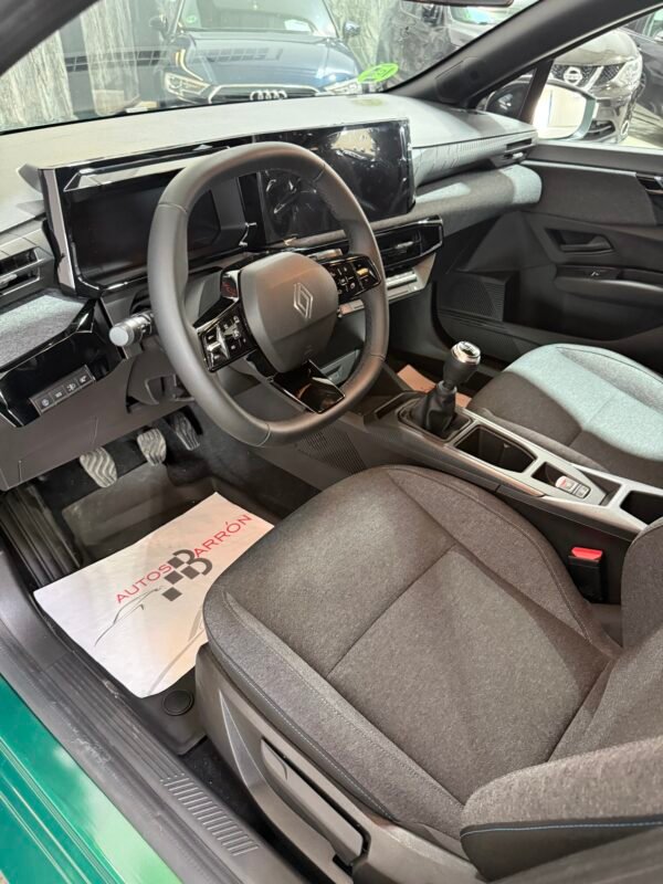 RENAULT CLIO 1.2 i EVOLUTION EVOLUTION