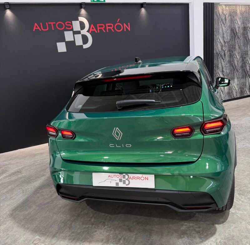 RENAULT CLIO 1.2 i EVOLUTION EVOLUTION