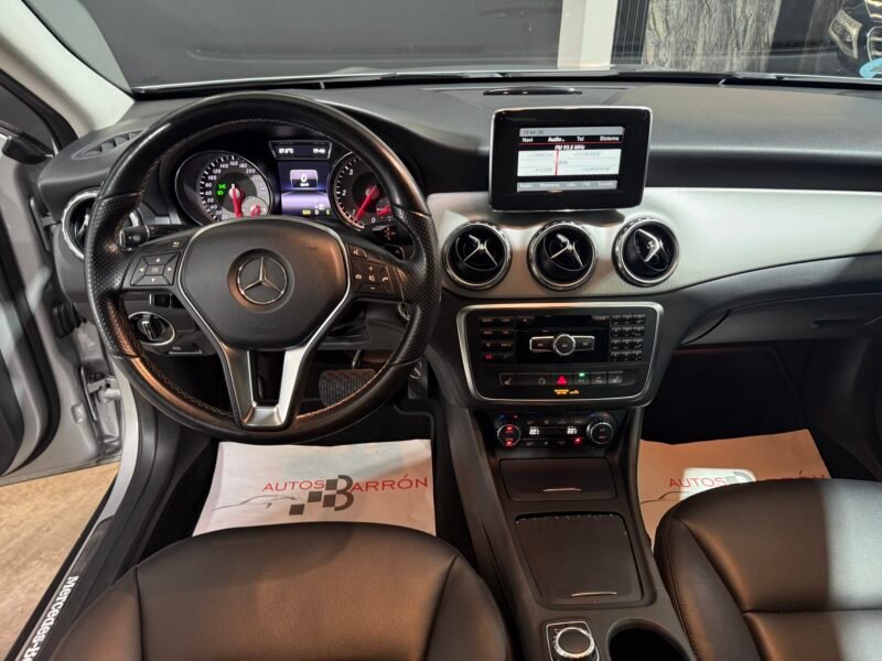 MERCEDES-BENZ GLA 200 d URBAN