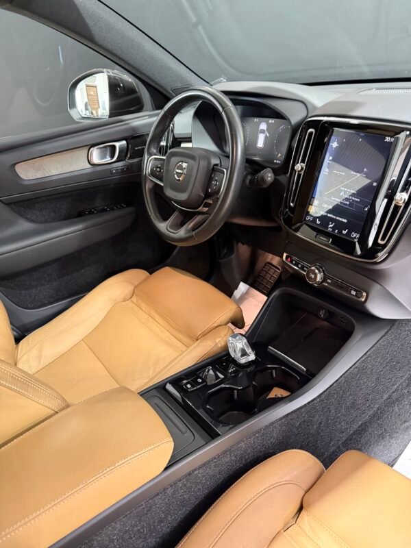 VOLVO Xc40 d3 150 Cv INSCRIPTION
