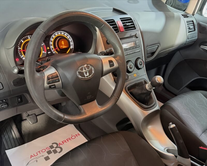 TOYOTA Auris 1.4 d4d 90 CV ACTIVE