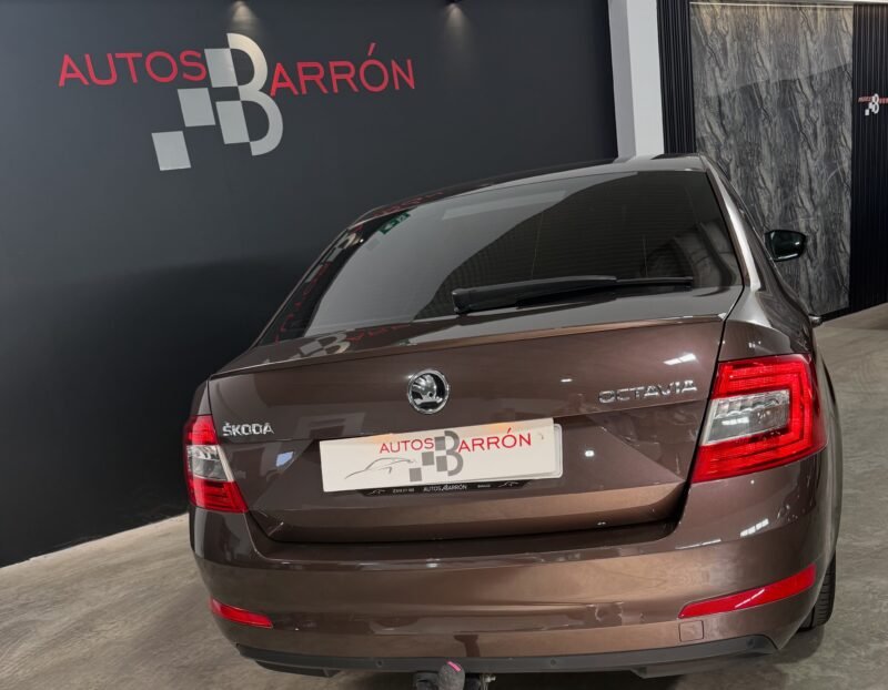 SKODA OCTAVIA 2.0 TDI 150 cv AMBITION