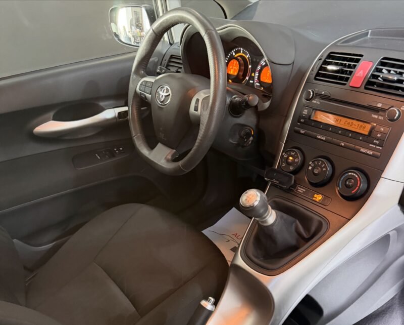 TOYOTA Auris 1.4 d4d 90 CV ACTIVE