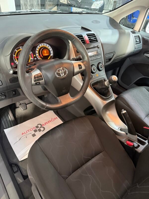 TOYOTA Auris 1.4 d4d 90 CV ACTIVE