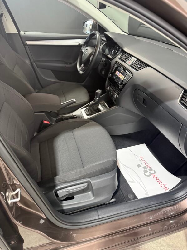 SKODA OCTAVIA 2.0 TDI 150 cv AMBITION