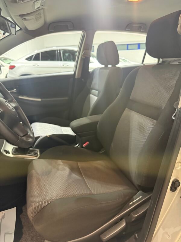 TOYOTA Corolla 1.4 d4d 90 CV SOL